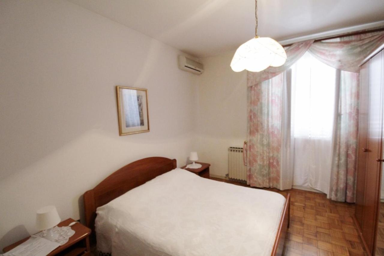 Apartment Orietta Савудрия Екстериор снимка